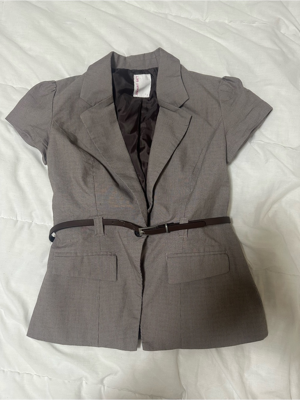 Smart Set Short-Sleeve Tailored Blazer in Gray with Belt
